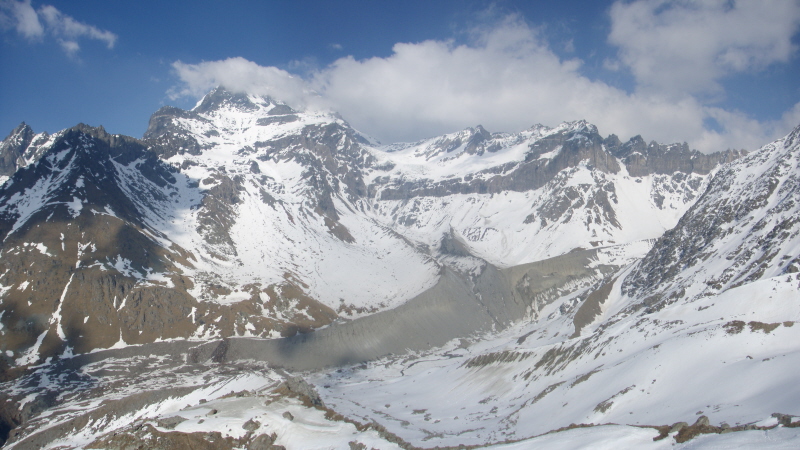 #2 Vue sur les Combins : Depuis la cab. Velan, vendredi après-midi. Vue sur les Combins : Depuis la cab. Velan, vendredi après-midi.