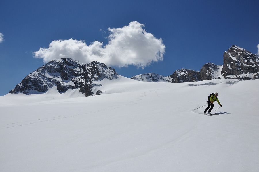 Glacier de Tsanteleina : Tempête de ciel bleu sur neige eclatante