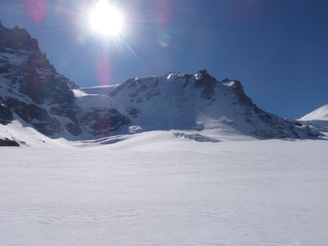à tribord : on laisse Chabod