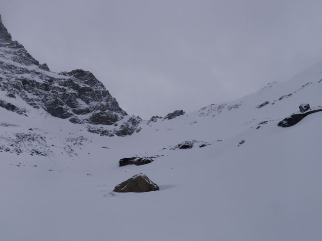 ledemain gris : montée au col du Gd Paradis
