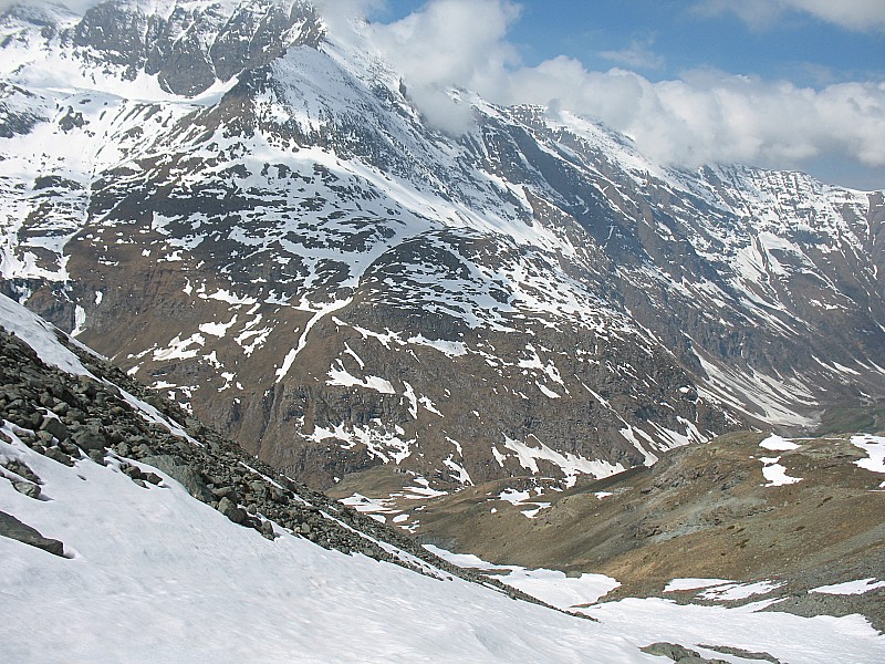Col de la Bessanèse : On déchausse à 100 m du refuge