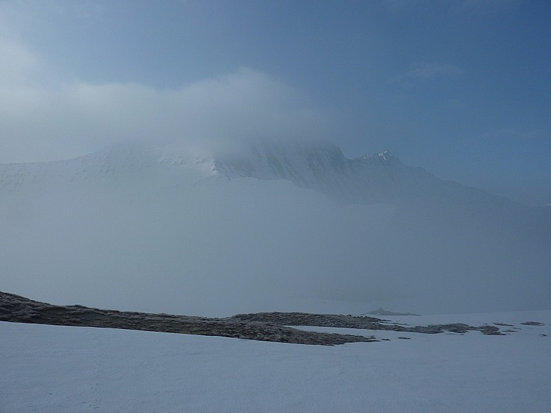 Col de la Seigne : Dans le trou