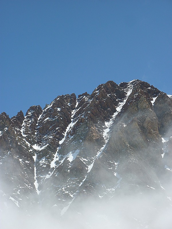 Quand j'étais jeune ... : La course se finissait la haut, pour le plaisir de faire l'Aiguille des Glaciers