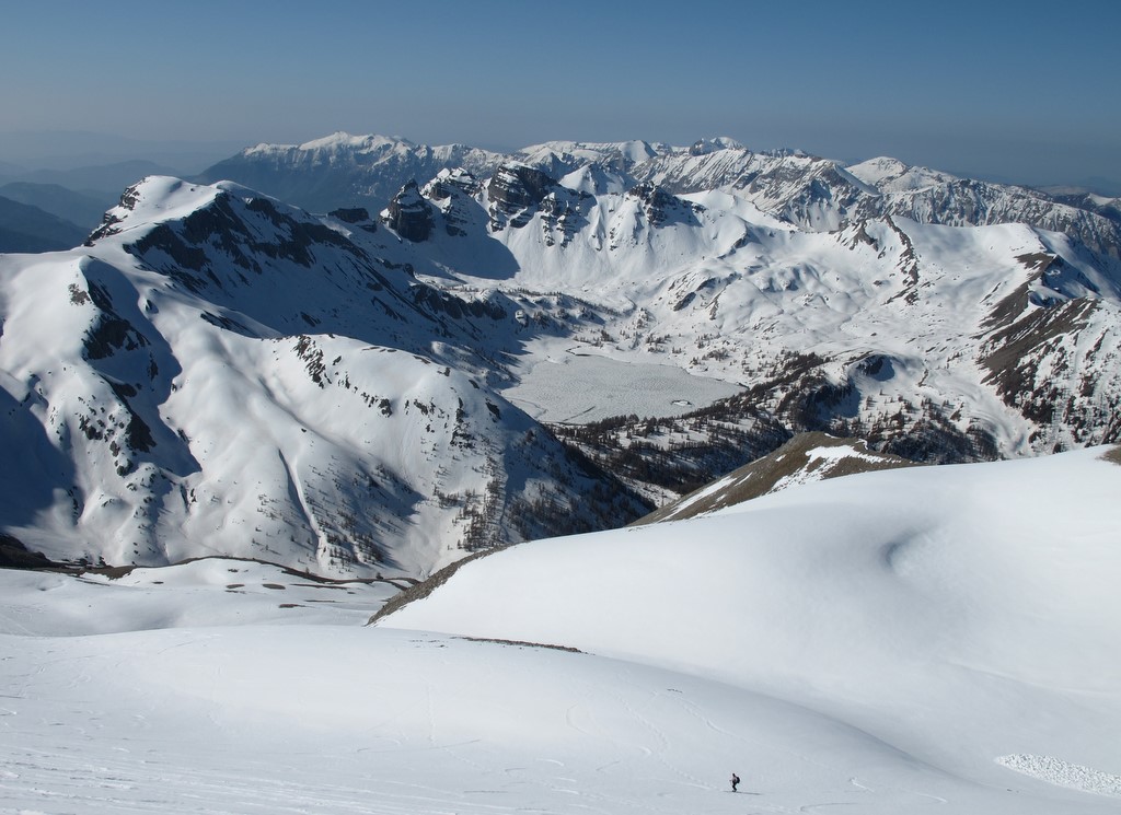 Le Lac d'Allos et ses Tours