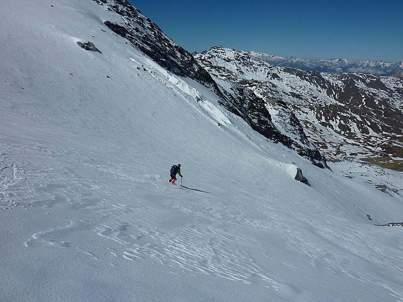 Aig. de Péclet face W : Neige agréable à skier.