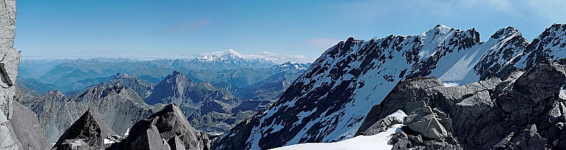 St Père facette NE : Pano au sommet côté Mt Blanc bien couvert