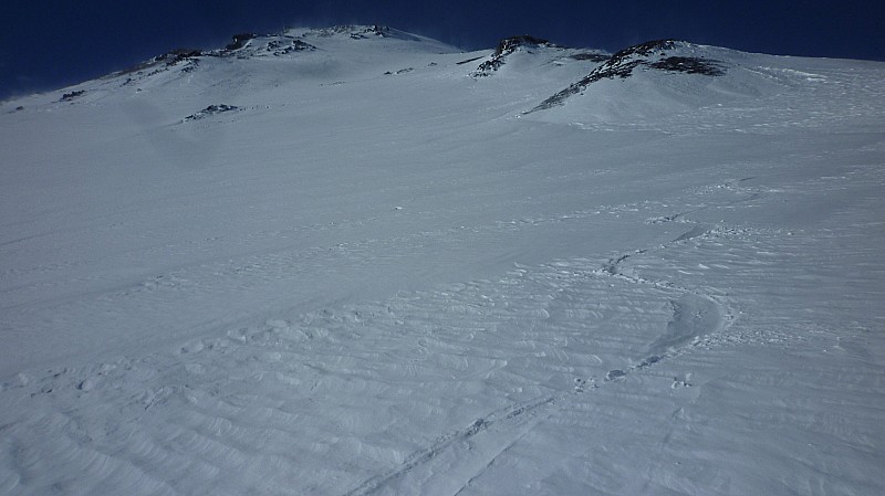 En cours de descente : Toujours en descente, neige toujours agréable à skier.