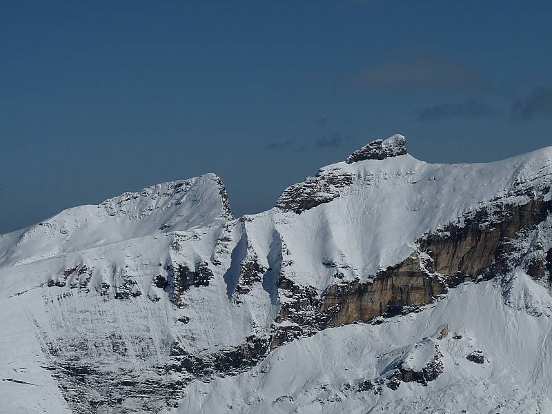 Géla et Gerbat : A gauche Pic de la Géla et à droite Pic de Gerbats