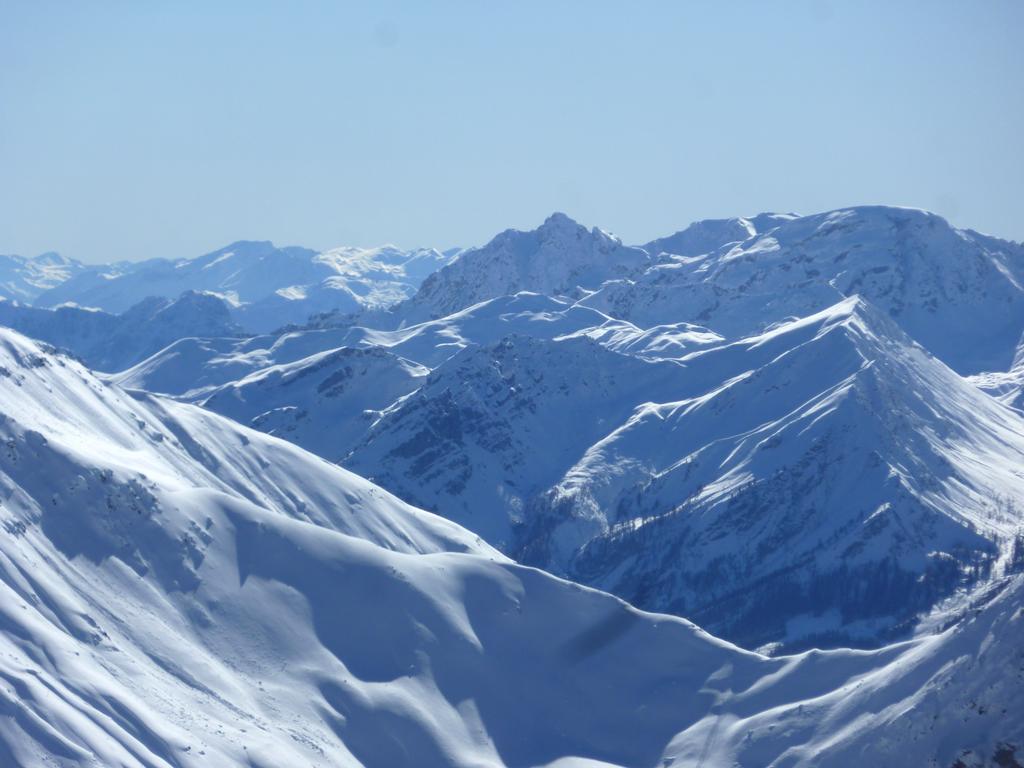 Hautes Alpes : 3 fois plus de neige que la normale de ce côté