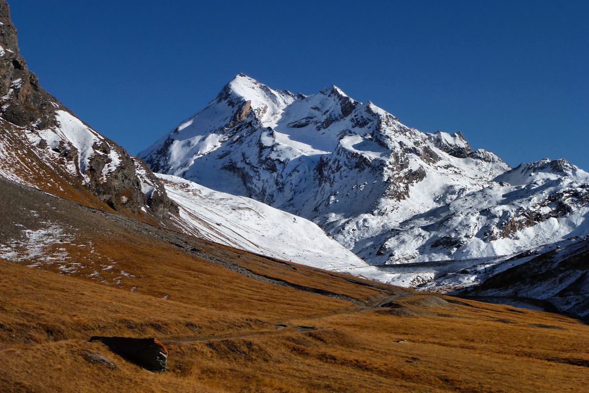 #16 Belle lumière : La partie pédestre est très agréable dans ce cadre magnifique. Belle lumière : La partie pédestre est très agréable dans ce cadre magnifique.