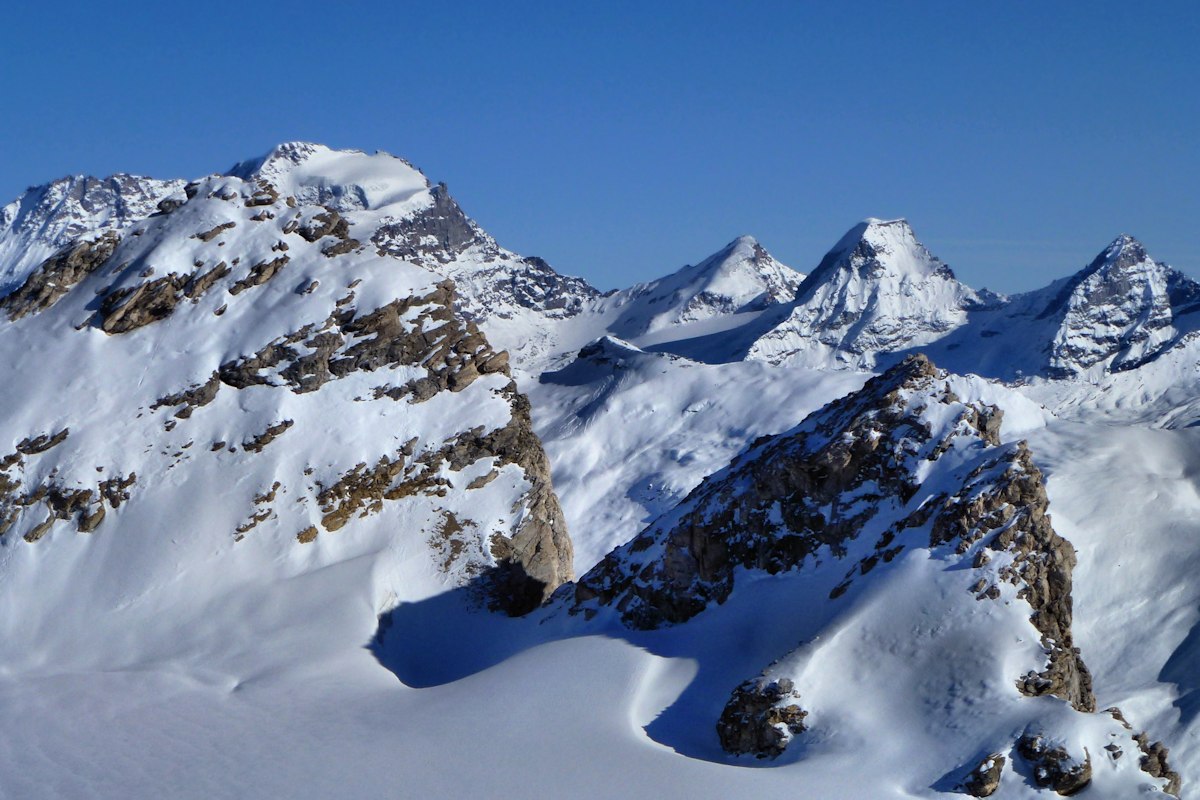 #12 Grand Paradis : En arrière plan. Grand Paradis : En arrière plan.