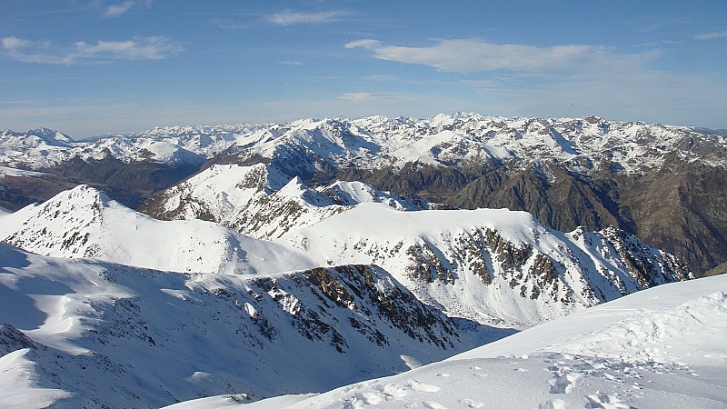 Toute la chaine, vers l'ouest : Cabanetta, Serrère