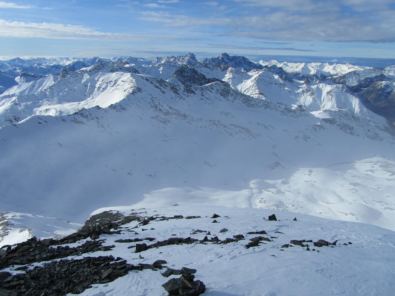 Sommet du Bric de Rubren SO : L’Aiguille de Chambeyron