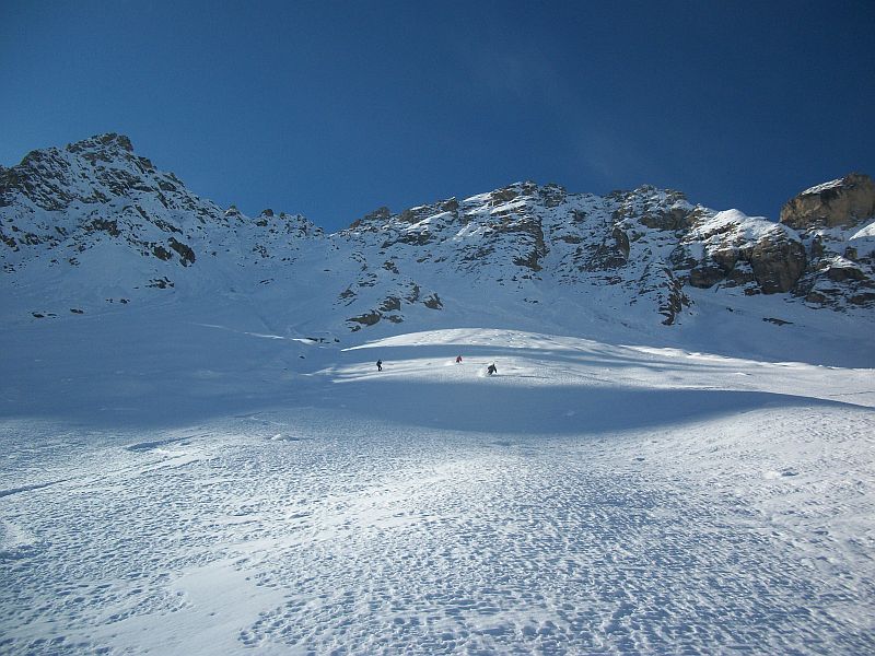 dans le bas : un vrai régal, et une neige trop facile à skier
