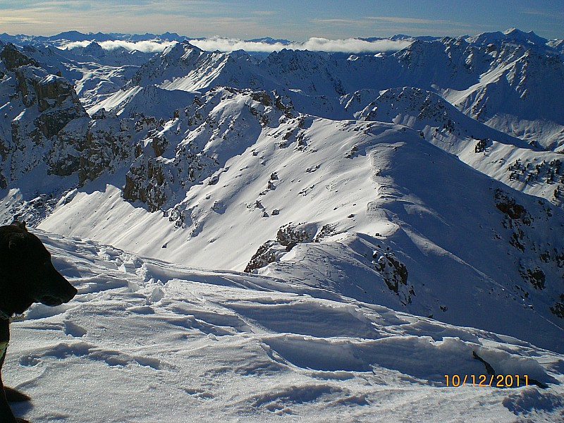 Crêtes des Granges : Vue sur les Crêtes du Buguet et le Col de La Roya.
