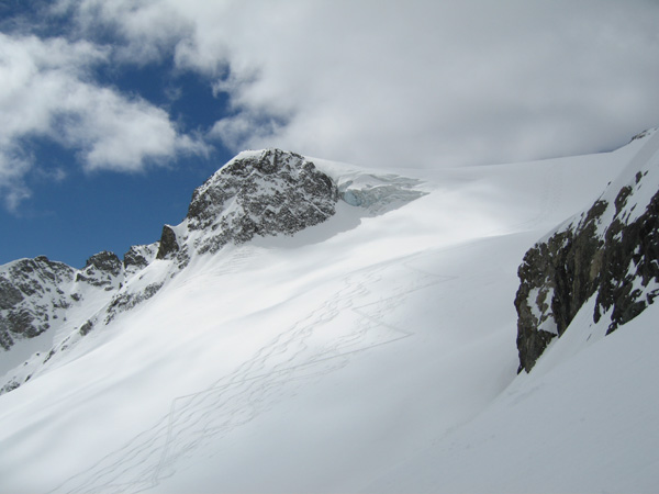 traces : La neige était excellente sur le haut du glacier