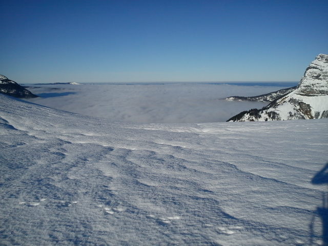 Mer de nuages : et dire que nous on a grand beau .
