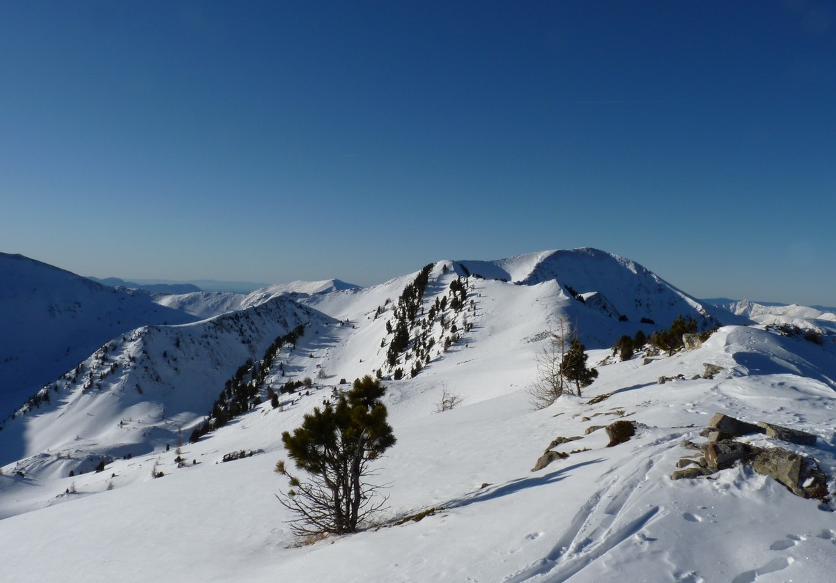 Pic de Bernardez : Manque cruellement de neige