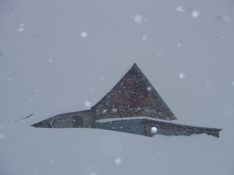 Chalet joubert : Vers 11h, il neige comme le poing