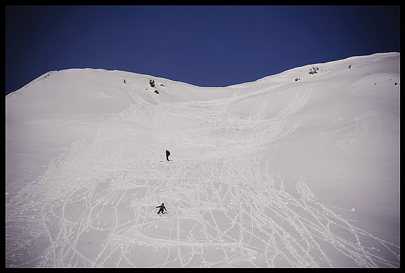 descente de l'aiguillette : quelques coulées su la face sw