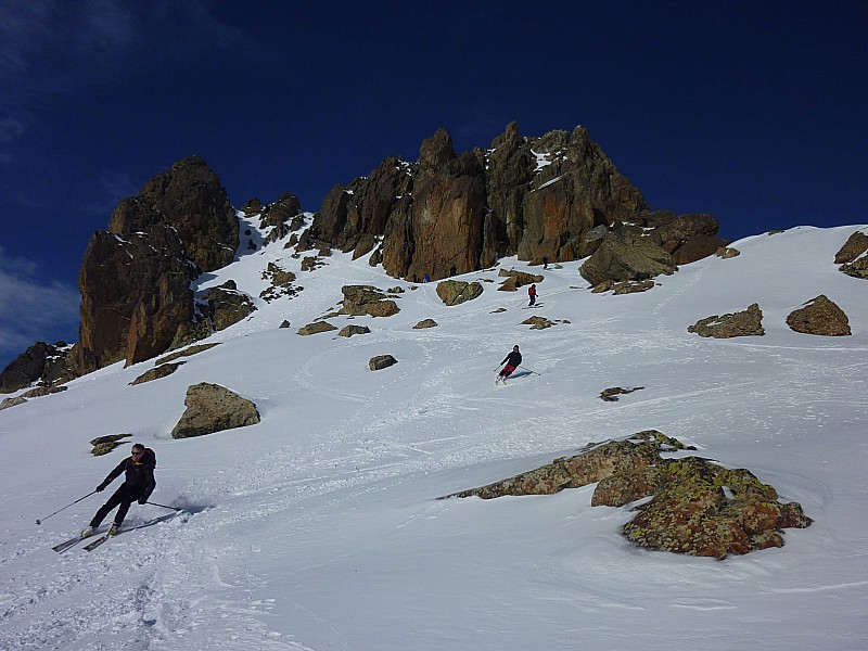 Couloir d'accès Peyreget : Début de la descente. Vue du couloir d'accès à la zone sommitale.