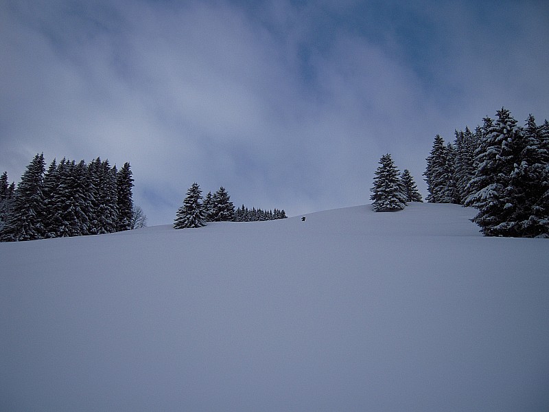 montée sous le lac du clou : que de neige