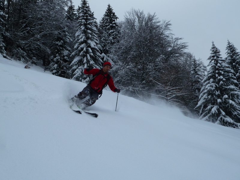 Crêt du Char : Très bon ski en versant E.