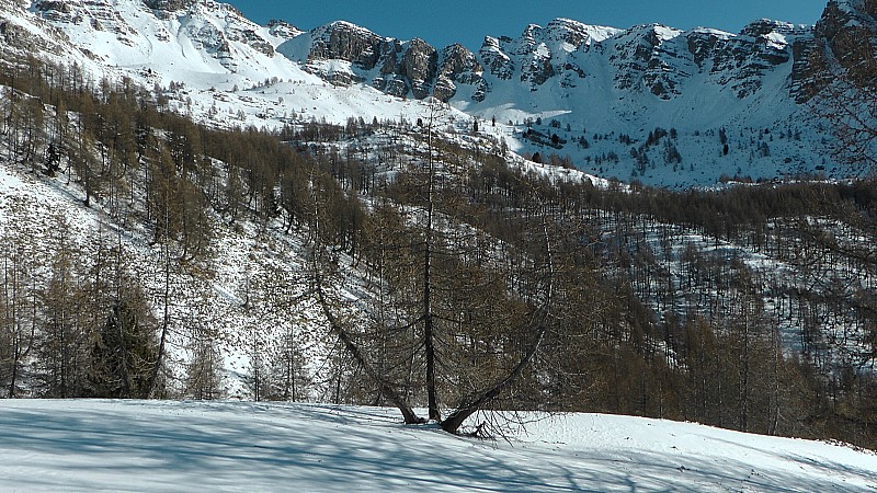 2200m : Sanguinières: un amour de vallon