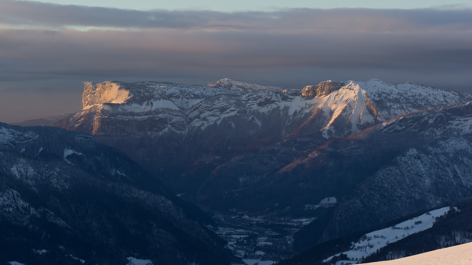 Le Parmelan : derniers rayons sur la Tête à Turpin