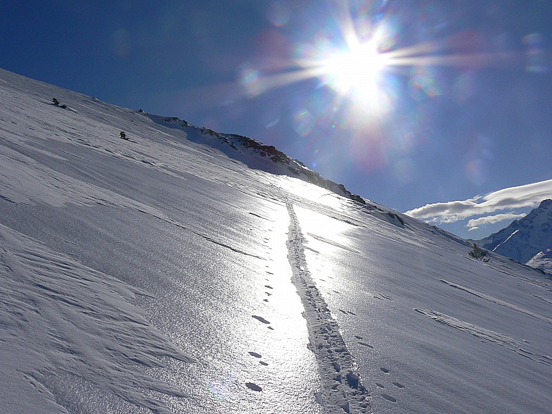 grandes buffes : neige vitrifiée par endroits