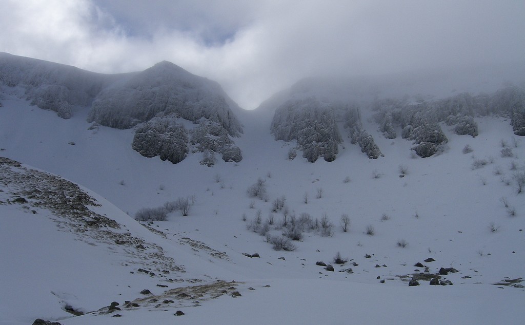 La Brèche de Rolland : Pour monter par là crampons indispensables.