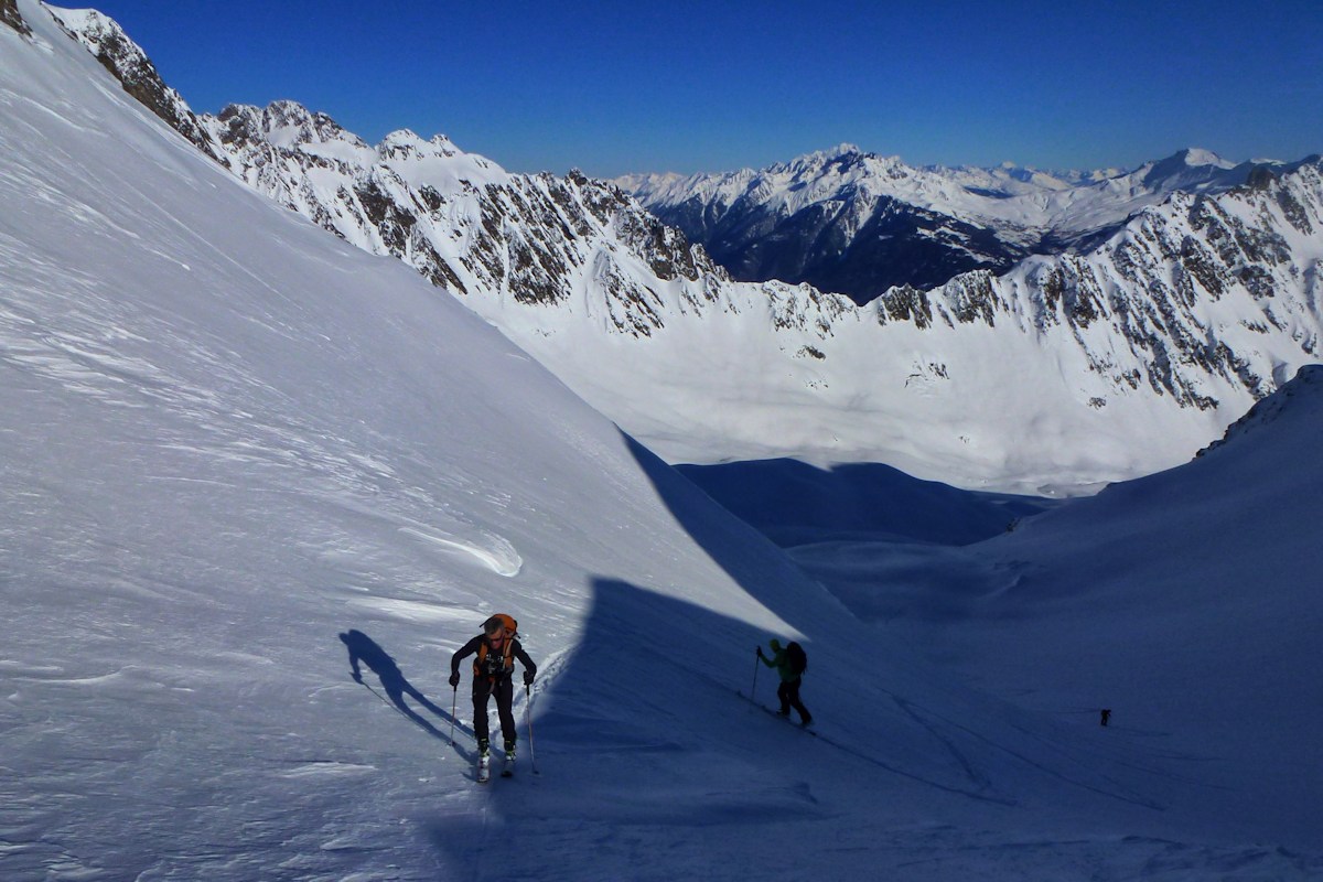 Les derniers mètres au soleil : Après une heure passée dans l'ombre.