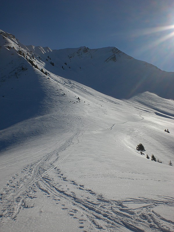 Pointe de Chaurionde : La face skiée ce jour encore à l'ombre vers 13h