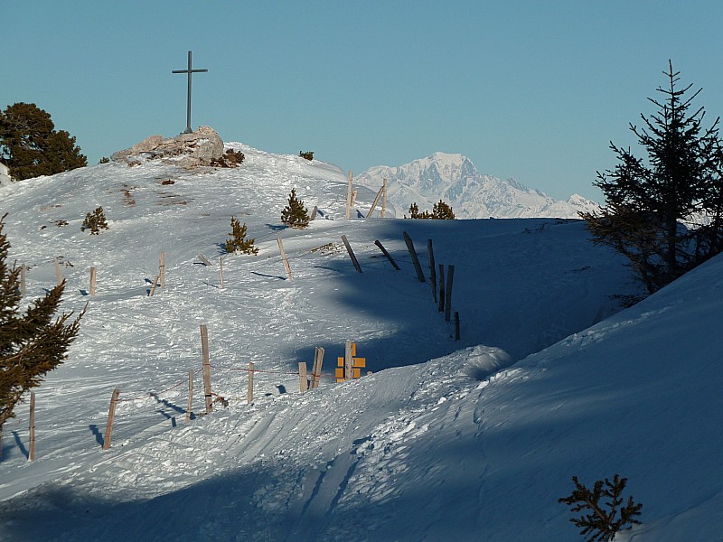 Aup du seuil : une dernière croix avant de redescendre