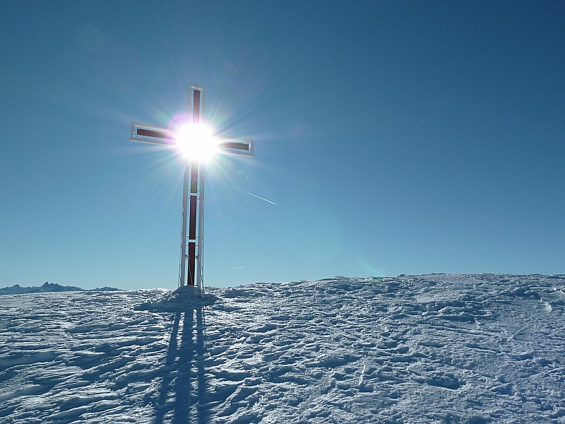 Dent de Crolles : Première croix