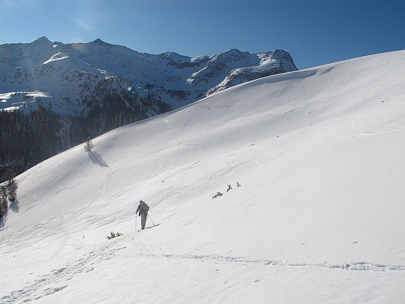 Montée à la petite Autane : Vers la cote 2000 m dans la montée sud.