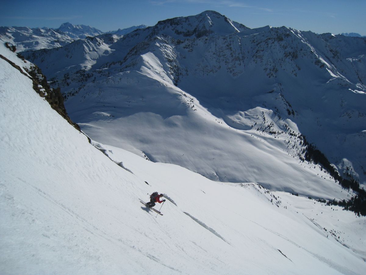 Moquette Saint Maclou : le Grand Mont d'Areches devant, le Pourri derriere