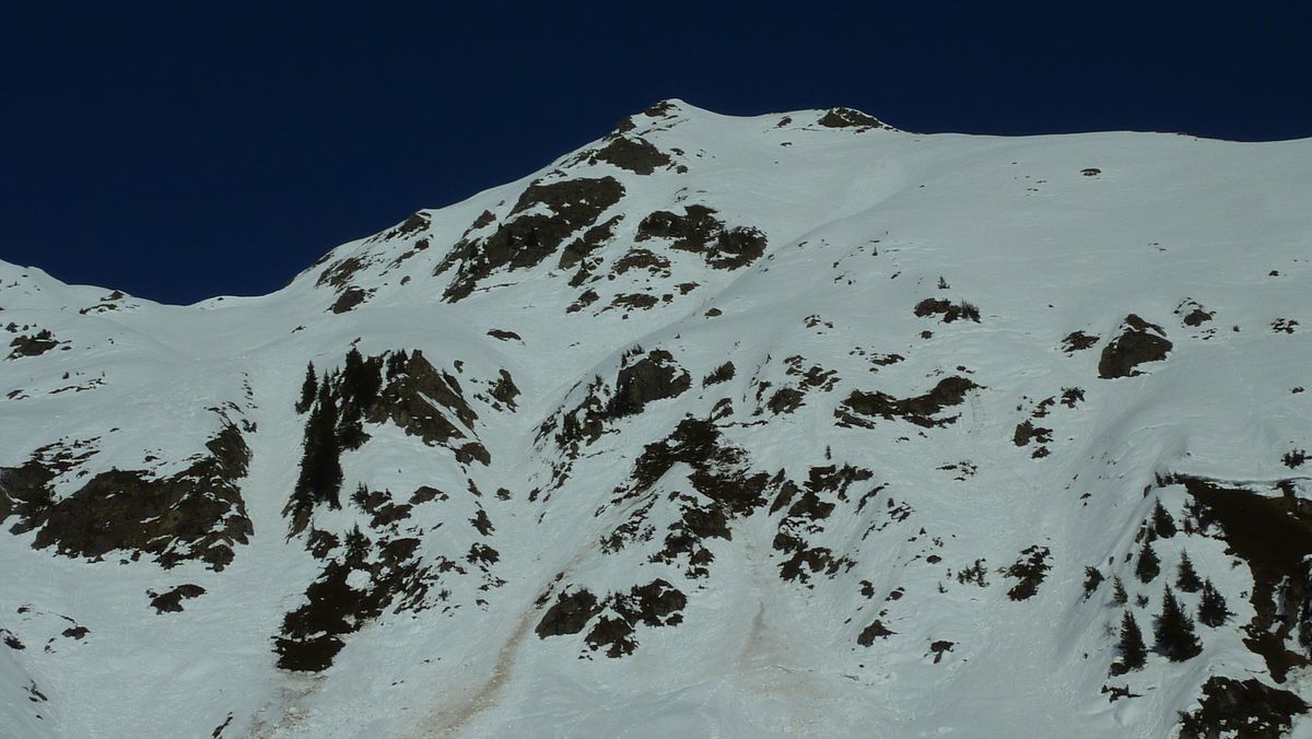 Pointe de Lavouet face Sud : la face descendue ce jour