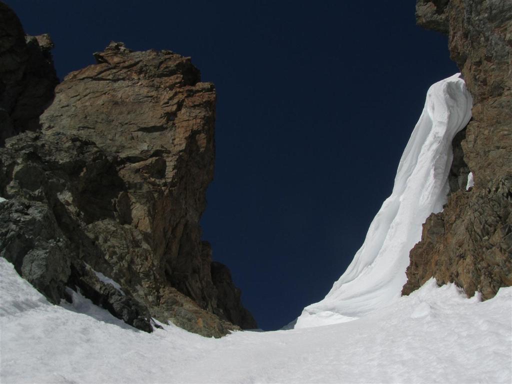 la sortie du couloir : à 3150 m