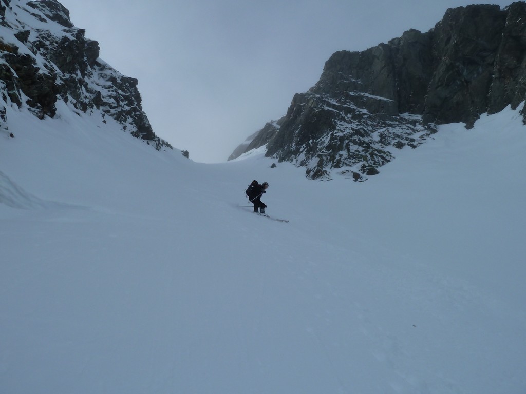 couloir final : Bastien s'applique: un peu raide quand même et fond assez dur