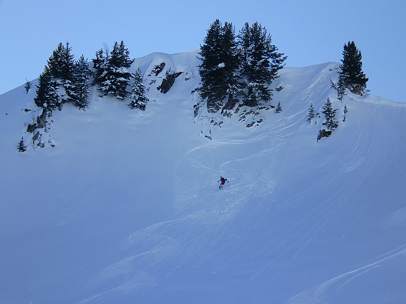 pointe des arangles : Lolo dans la troisième descente