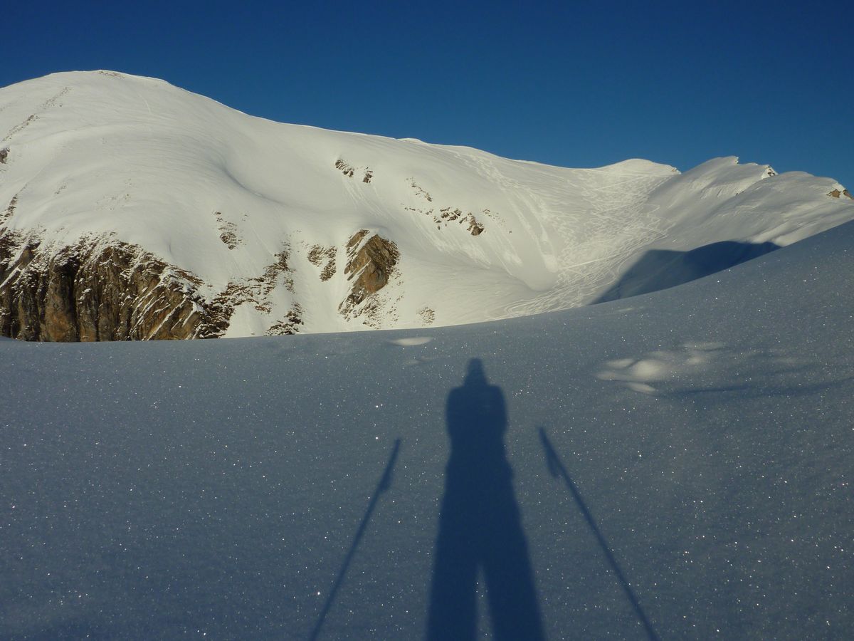 Contemplation : mon ombre admire Ambrevetta et Tardevant