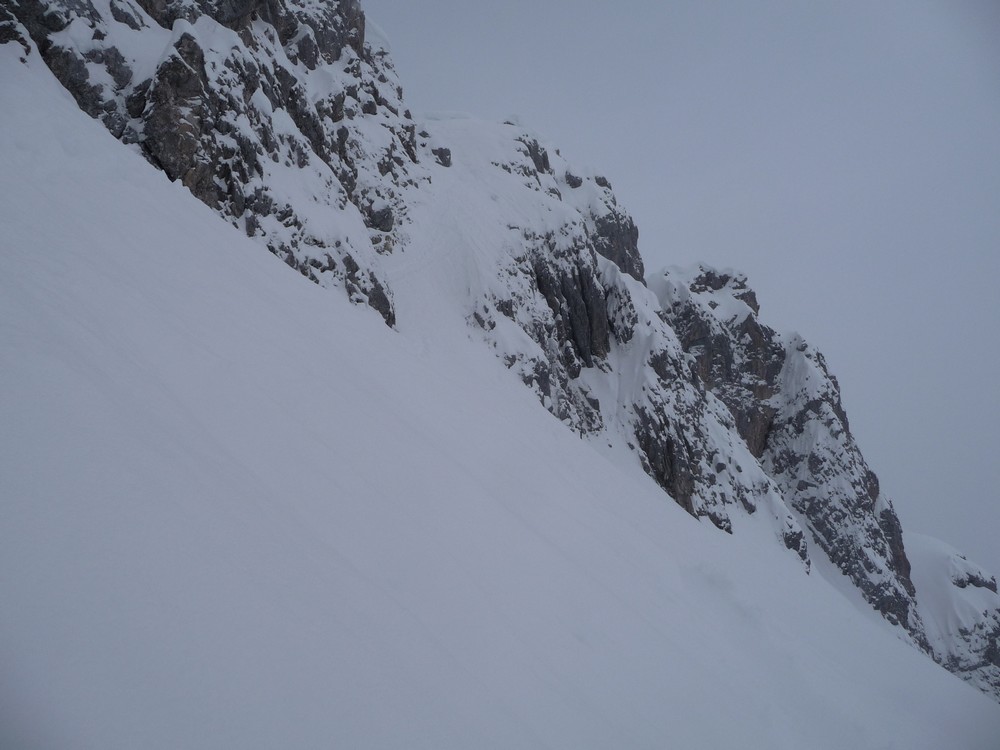 NE du mont-rachais : toujours cette rampe vu d'un peu plus bas