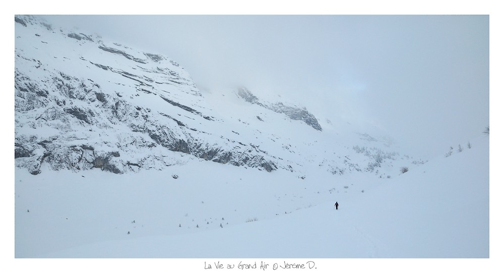 route du col : traçage et jour blanc