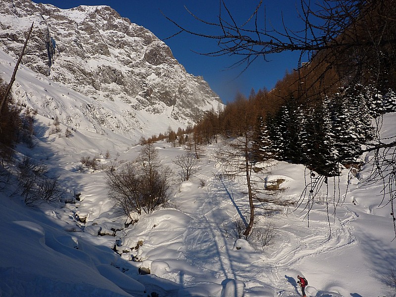 val d'estrèche : premiers rayons de soleil