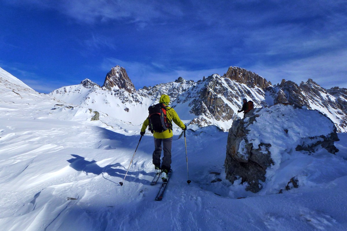Col de Bresson (2469 m) : On découvre l'aiguille de la Nova.