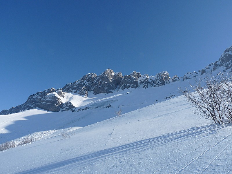Dent d'Arclusaz : avalanche sous les barres