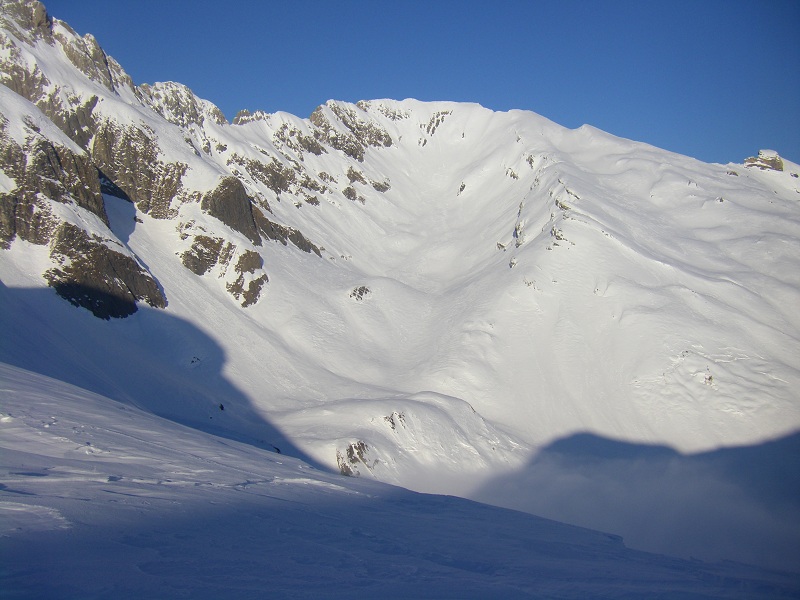 Dent de Barme : Descente dret dans l'pentu