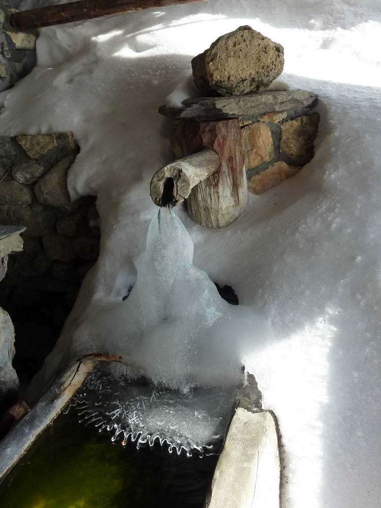 Fontaine : sculpture sur glace