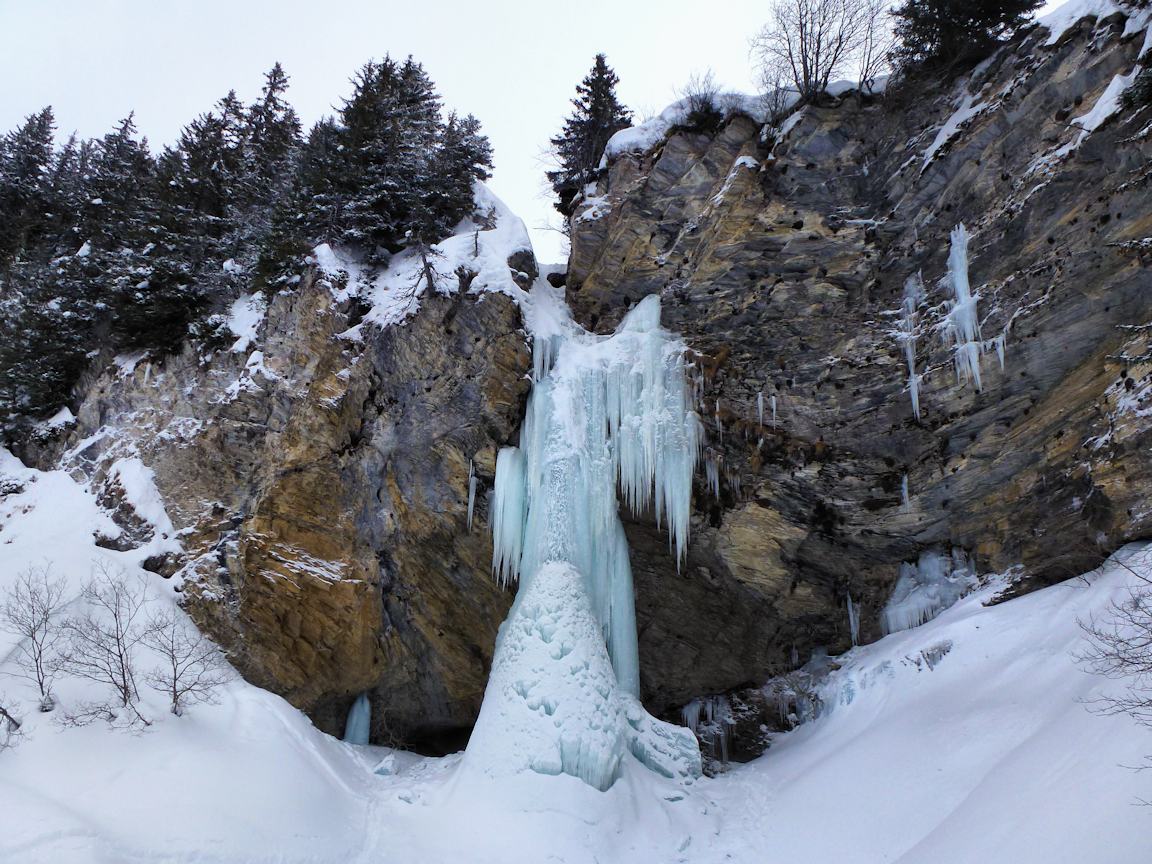Curiosité naturelle : La cascade de glace.